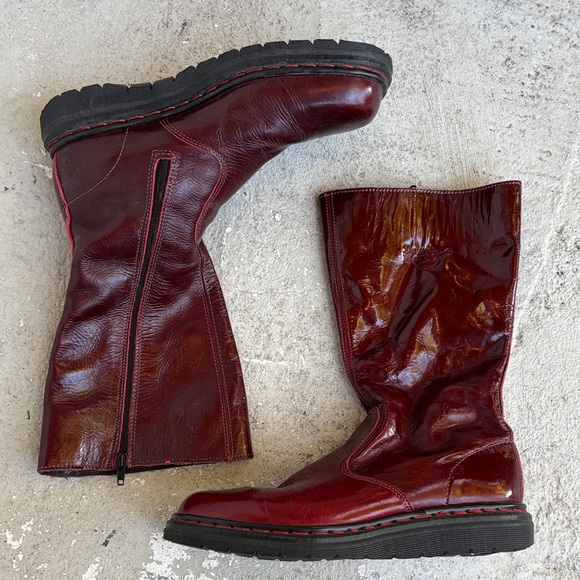 Dr. Martens Shoes - Vintage Doc Martin midcalf boots